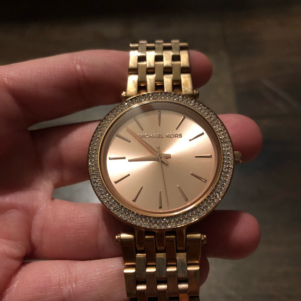 Rose gold Michael Kors watch - Picture 5 of 7